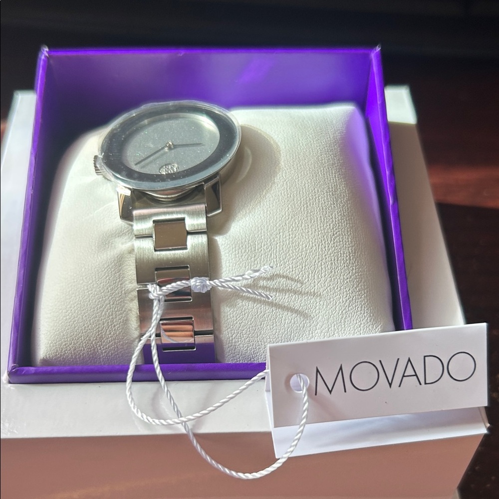 Movado Bold  Silver-Tone Bracelet Museum Dial Watch